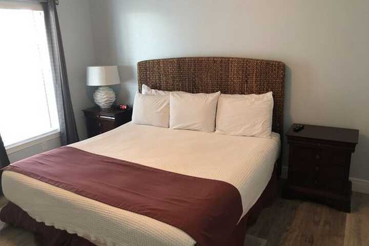 Room 17 of 173