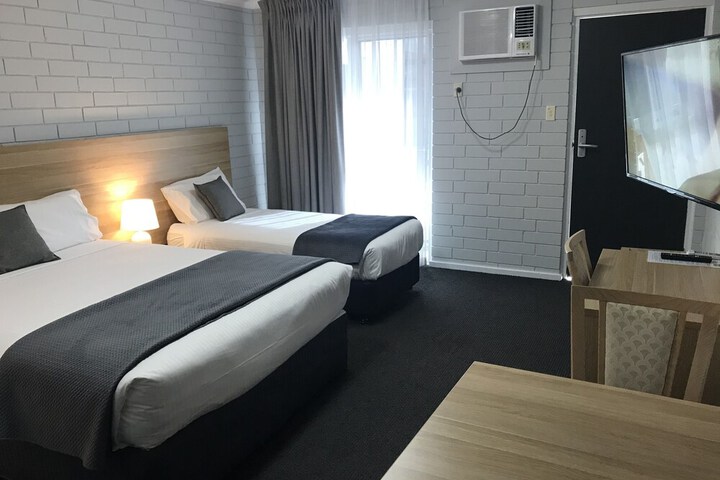 Room 21 of 65