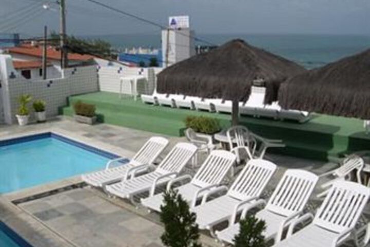 Sundeck 13 of 14