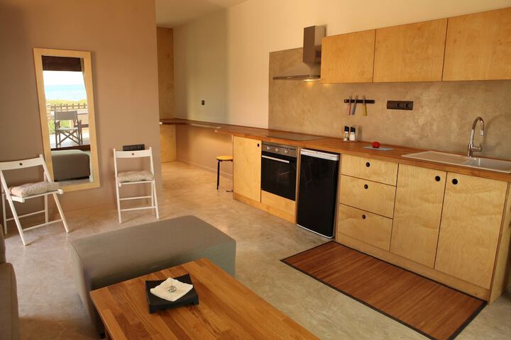 Room 15 of 35
