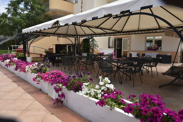 Terrace/Patio 53 of 58