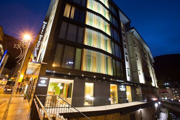 Hotel 63 of 68