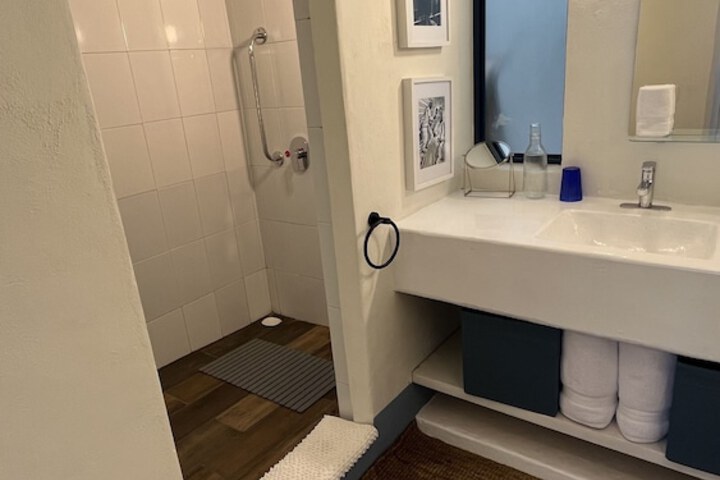 Room 129 of 144