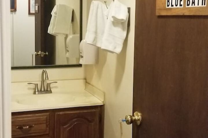 Room 10 of 26