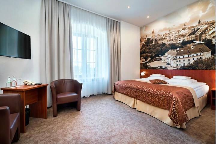Room 19 of 52