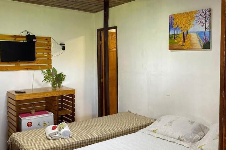 Room 20 of 99