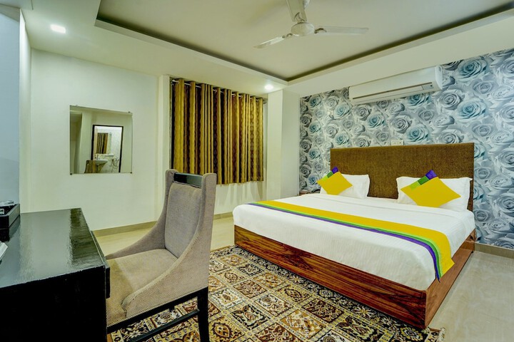 Room 19 of 41