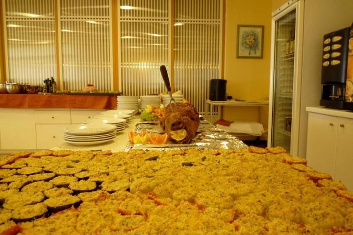 Dining Photos
