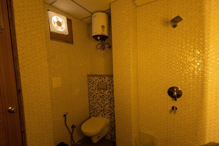 Room 22 of 29