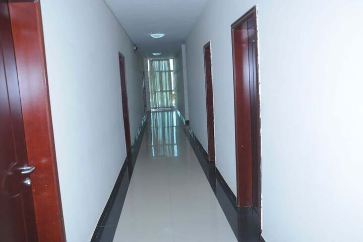 Ballroom/Hall 21 of 29