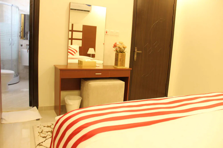 Room 3 of 6
