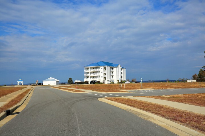 Hotel Entry