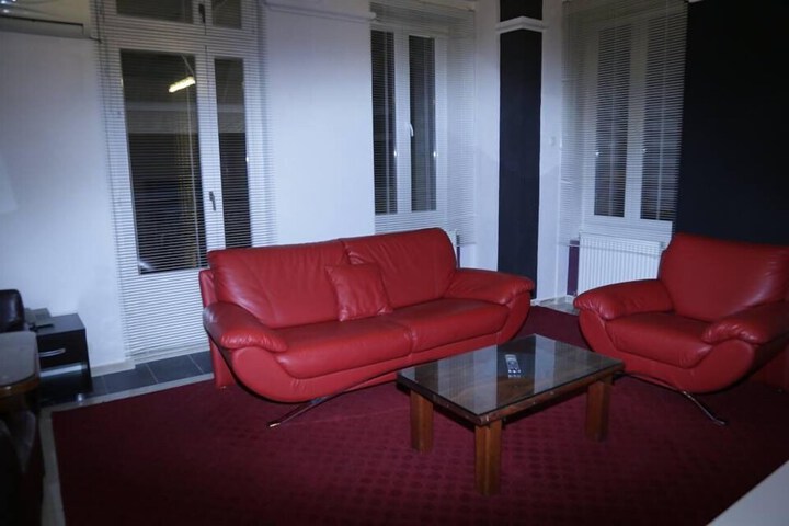 Room 65 of 84