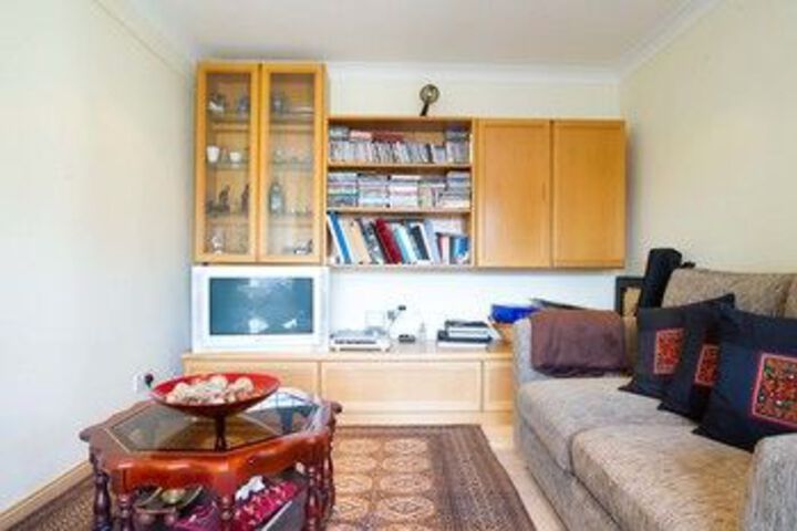 Room 17 of 36