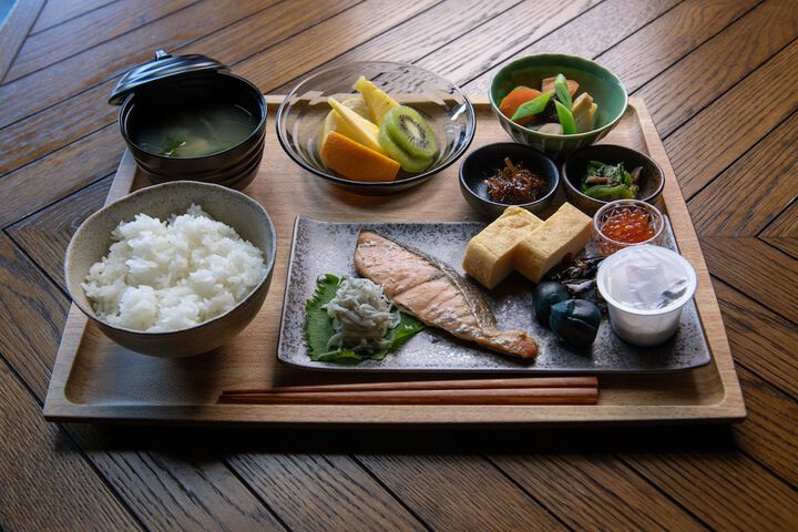 Breakfast/Coffee Service 107 of 122