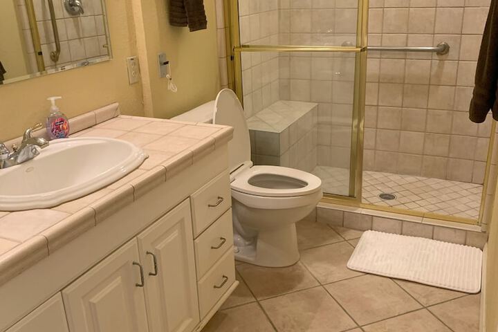 Room 15 of 17
