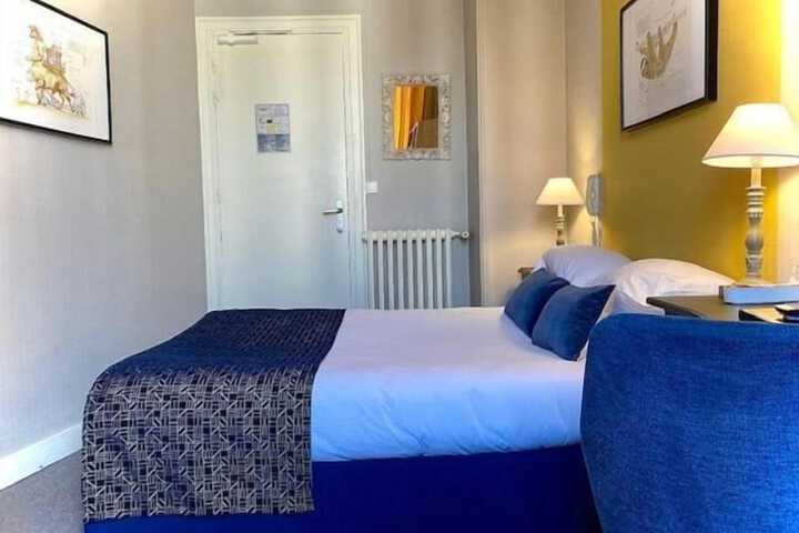 Room 21 of 43