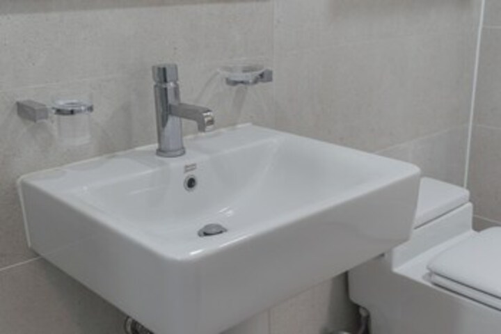 Room 15 of 130