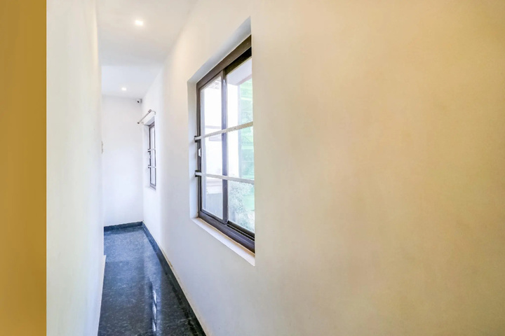 Room 2 of 5