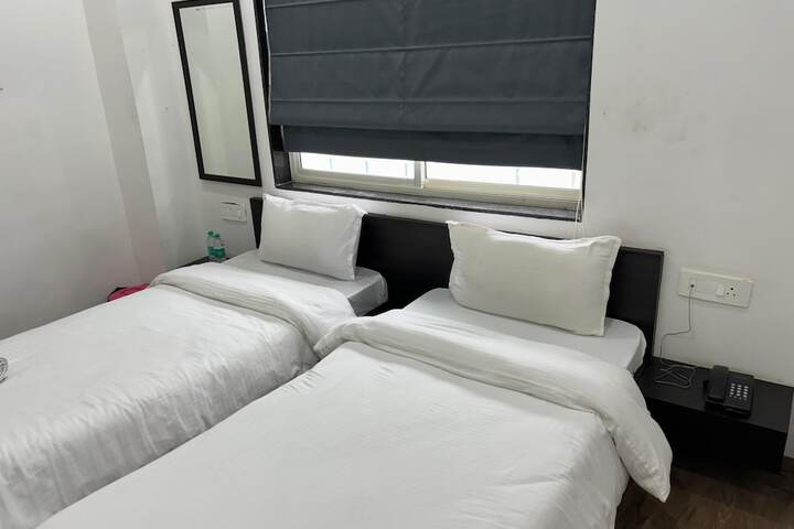 Room 17 of 41