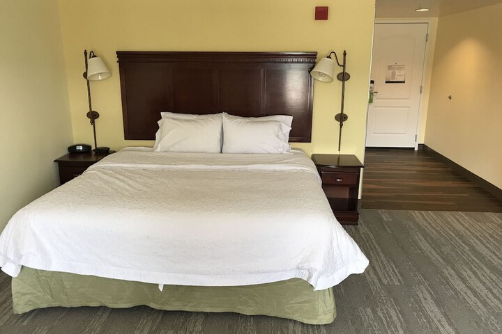 Room 29 of 121