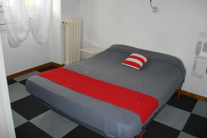 Room 5 of 51