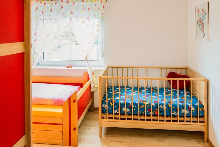 Room 4 of 26