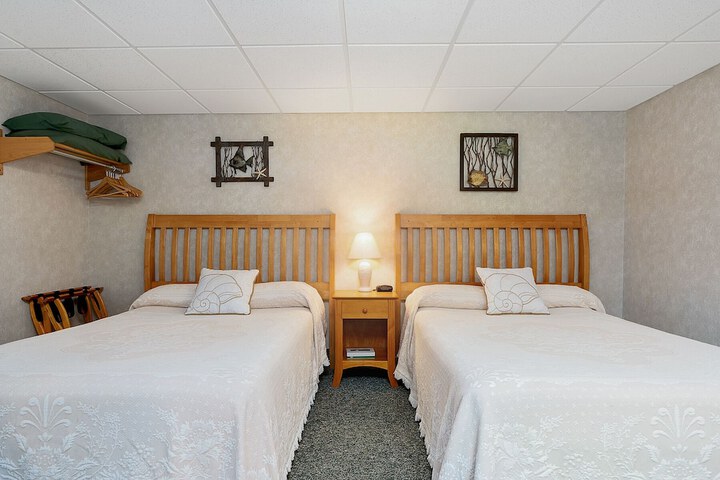 Room 112 of 167