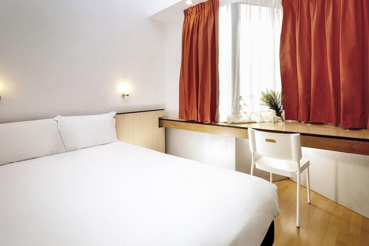 Room 20 of 81