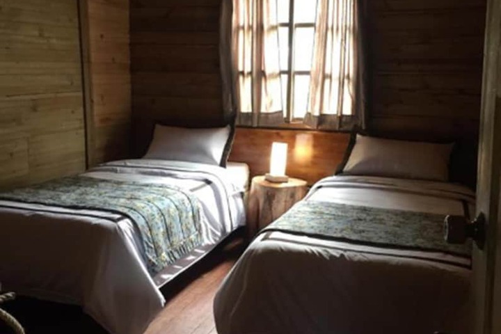 Room 4 of 44