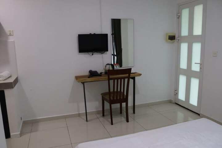 Room 29 of 48