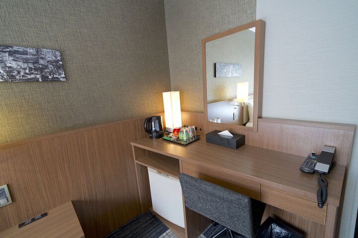 Room 15 of 55