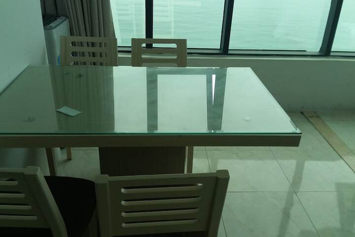 Room 5 of 22