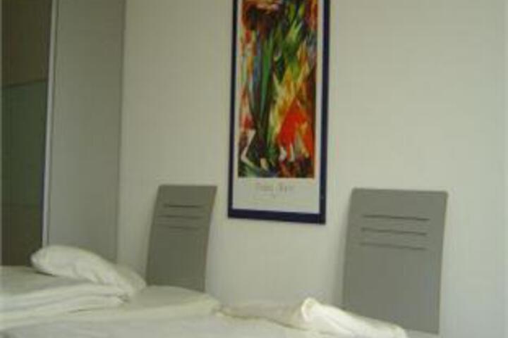 Room 3 of 5
