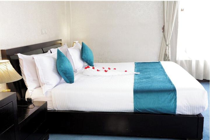 Room 20 of 25