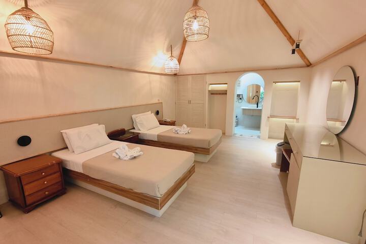 Room 9 of 53