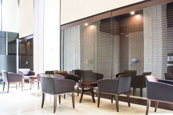Hotel Lobby