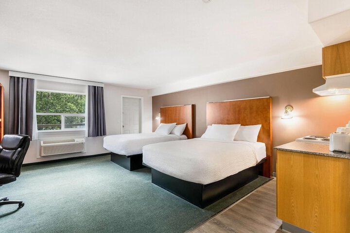 Room 40 of 64