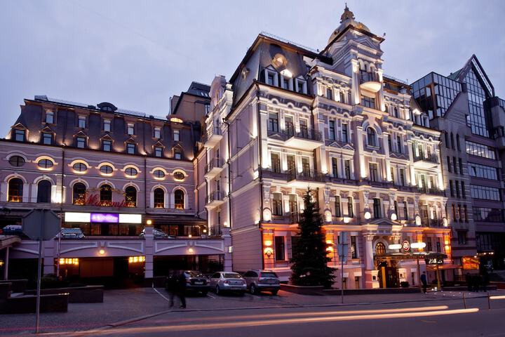Hotel 79 of 80