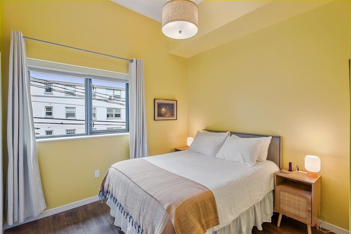 Room 28 of 117