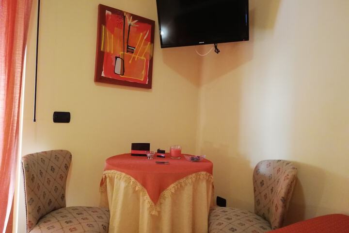 Room 9 of 66