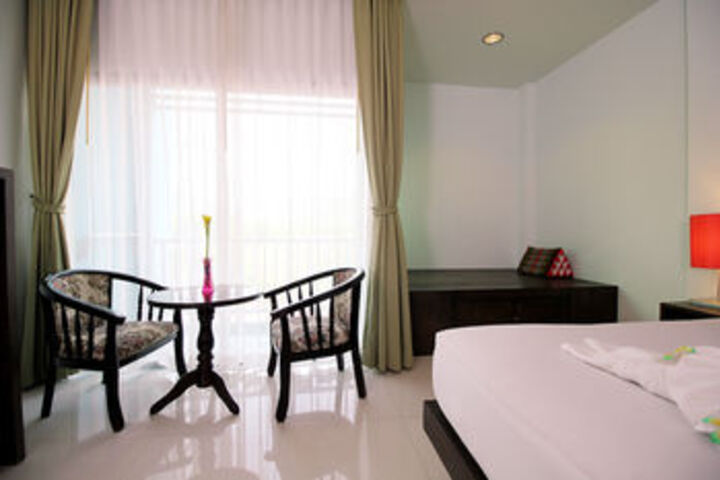 Room 19 of 35