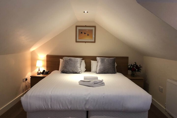 Room 8 of 31