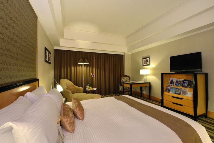 Room 30 of 44
