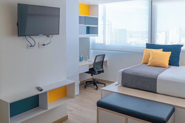 Room 49 of 108