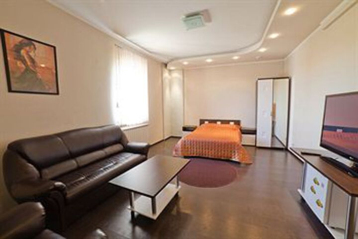 Room 16 of 49