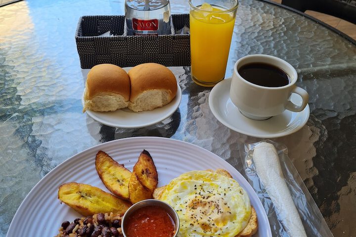 Breakfast/Coffee Service 10 of 14