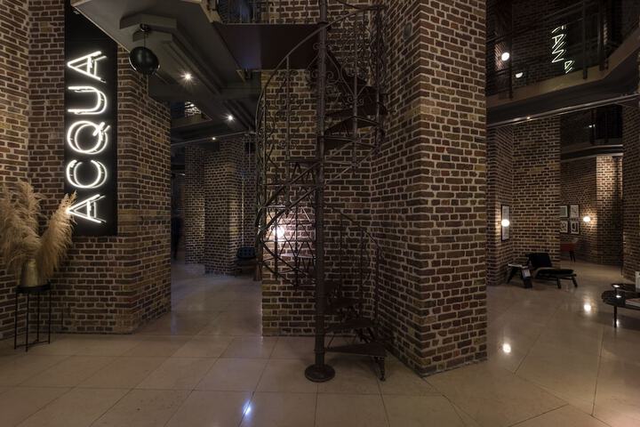 Hotel Interior 107 of 121