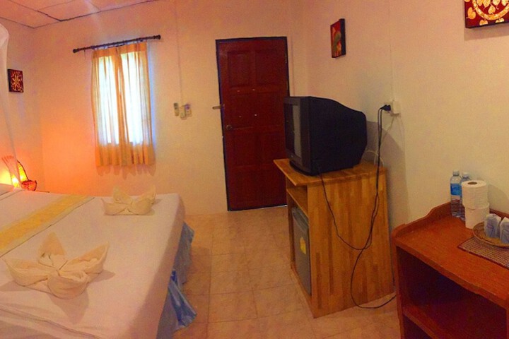 Room 10 of 68