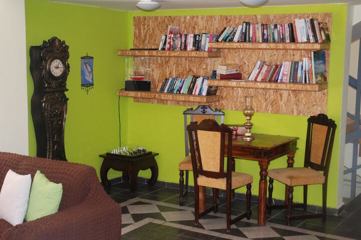 Room 17 of 47